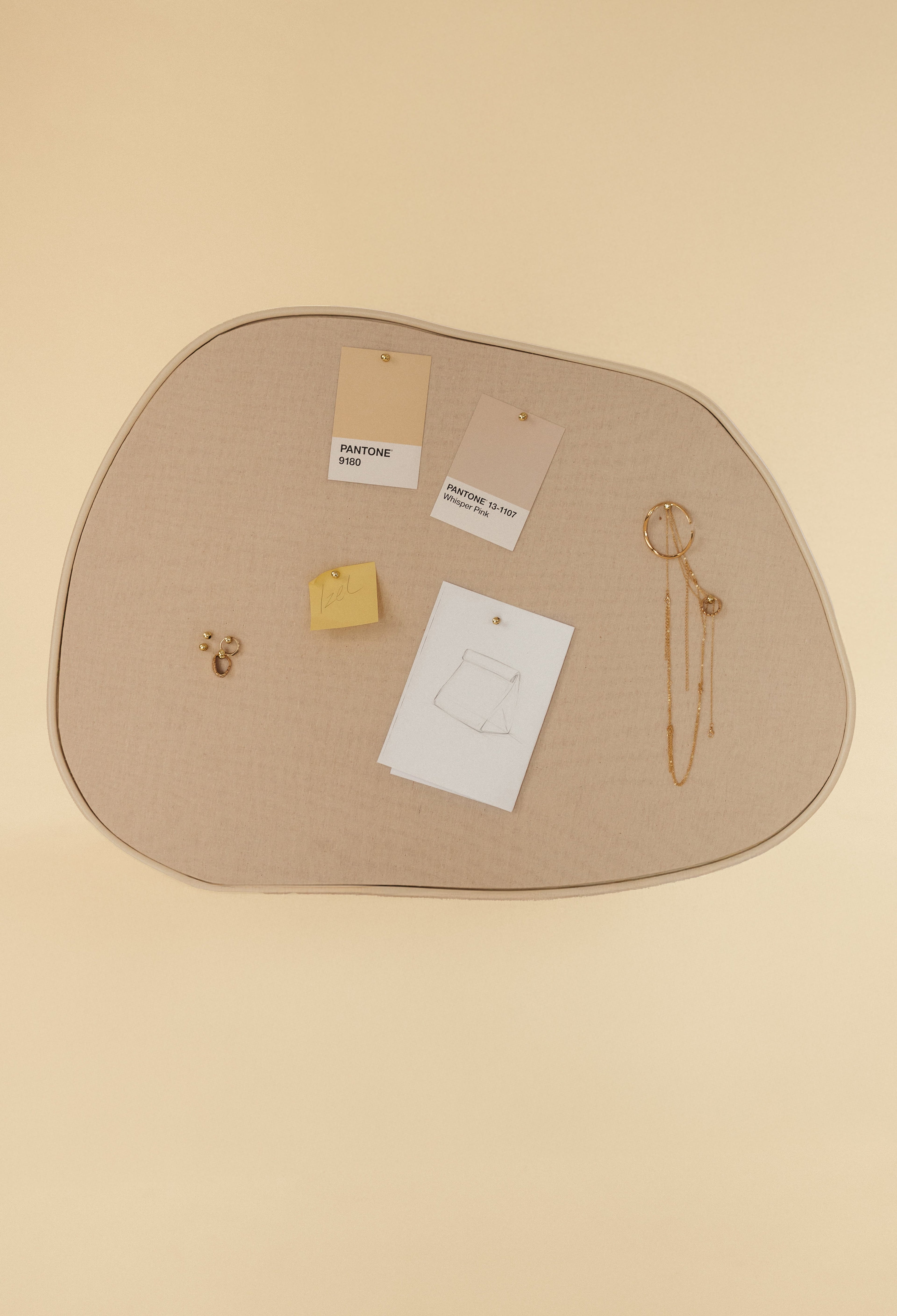 Where to Place a Pinboard (and How to Make It Look Chic)